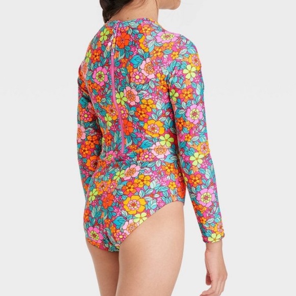 Long-sleeve one-piece rash guard - Picture 3 of 3